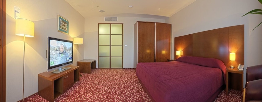 Imagen de la habitación del Hotel Grand Kazan. Foto 11