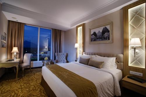 Imagen de la habitación del Hotel Grand Keisha Yogyakarta. Foto 7