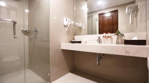 Imagen de la habitación del Hotel Grand Keisha Yogyakarta. Foto 8