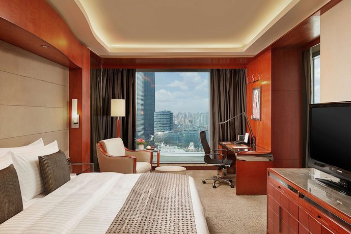 Imagen de la habitación del Hotel Grand Kempinski Shanghai. Foto 8