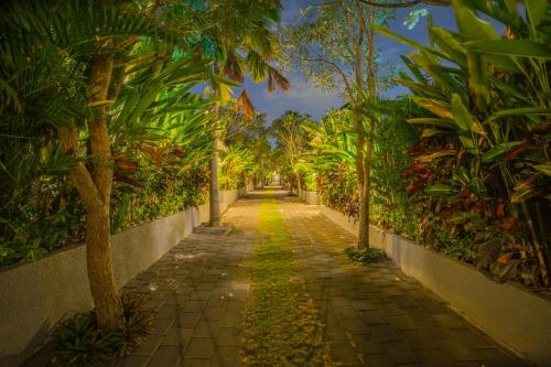 Imagen general del Hotel Grand Kesambi Resort and Villas. Foto 1