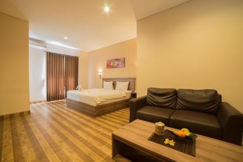 Imagen de la habitación del Hotel Grand Kesambi Resort and Villas. Foto 6