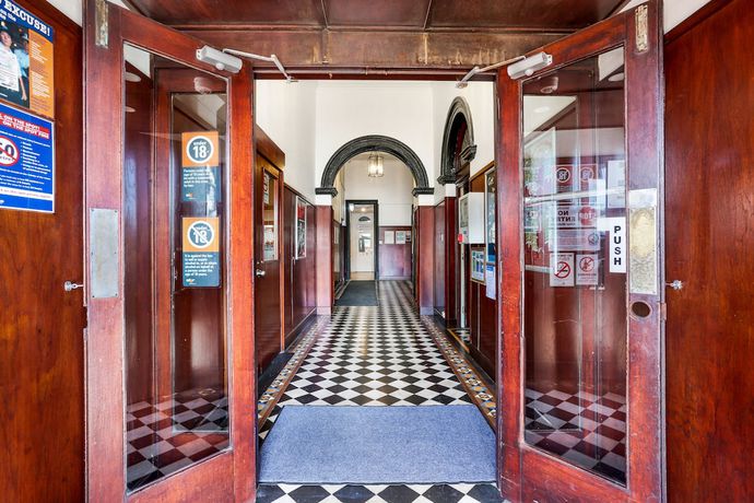 Imagen de los interiores del Hotel Grand Kiama. Foto 20