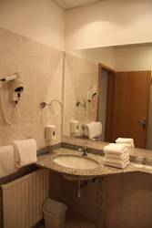 Imagen de la habitación del Hotel Grand Koper. Foto 39