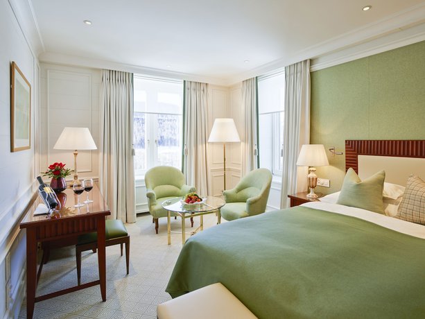 Imagen de la habitación del Hotel Grand Kronenhof. Foto 7