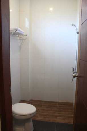 Imagen de la habitación del Hotel Grand Kuta. Foto 4