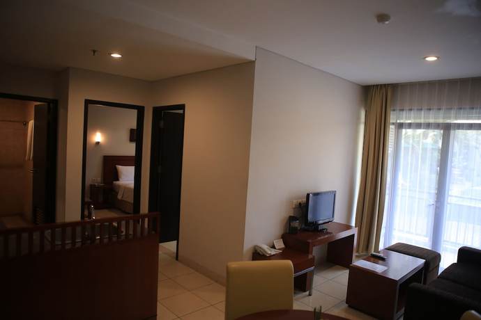 Imagen de la habitación del Hotel Grand Kuta and Residence. Foto 11