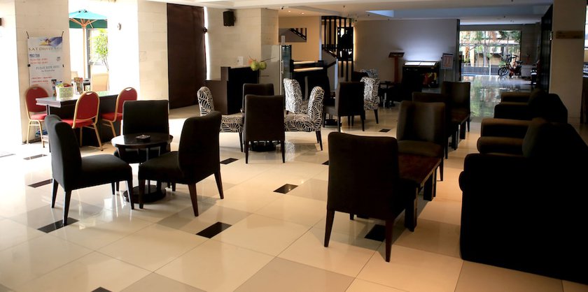 Imagen de los interiores del Hotel Grand Kuta and Residence. Foto 19