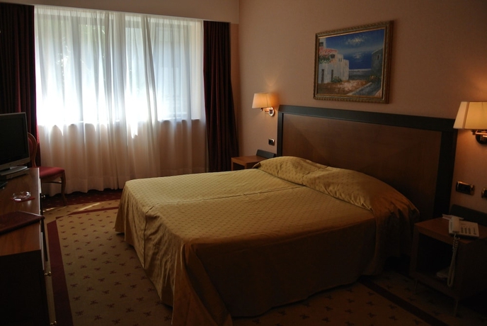 Imagen de la habitación del Hotel Grand La Chiusa Di Chietri. Foto 14