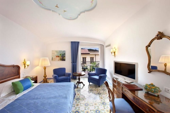 Imagen de la habitación del Hotel Grand La Favorita. Foto 3