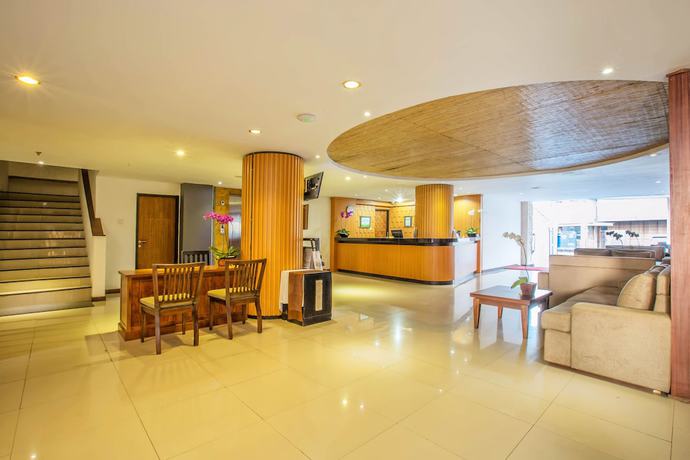 Imagen de los interiores del Hotel Grand La Villais. Foto 20