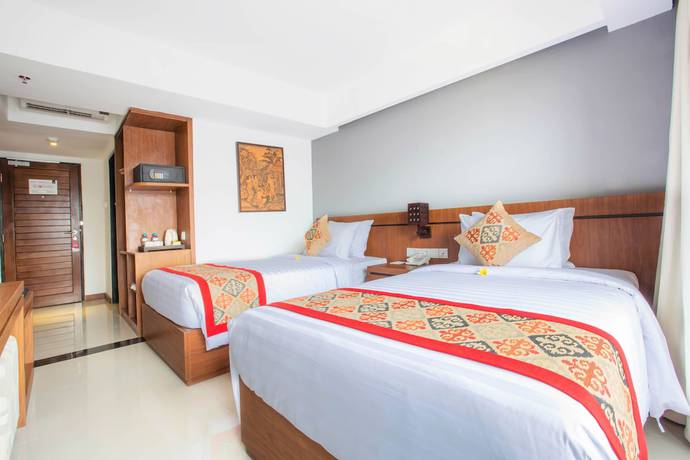 Imagen de la habitación del Hotel Grand La Villais. Foto 15