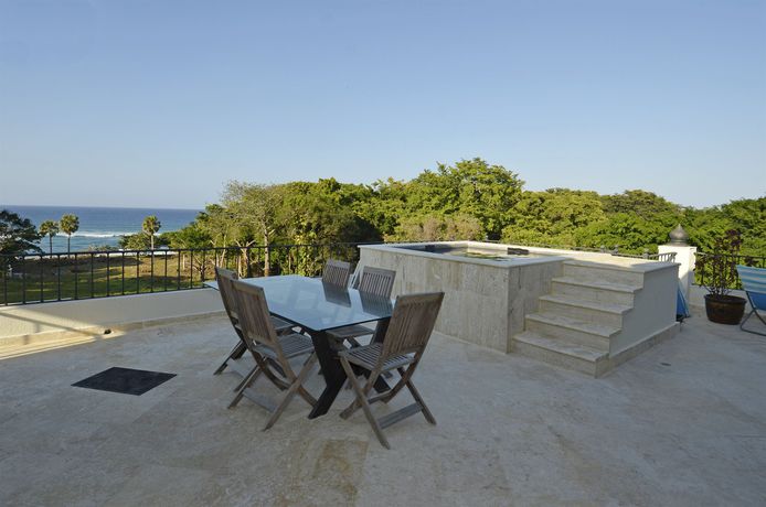 Imagen de la habitación del Hotel Grand Laguna Beach. Foto 7
