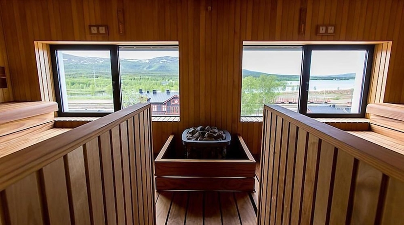 Imagen de la piscina del Hotel Grand Lapland. Foto 16