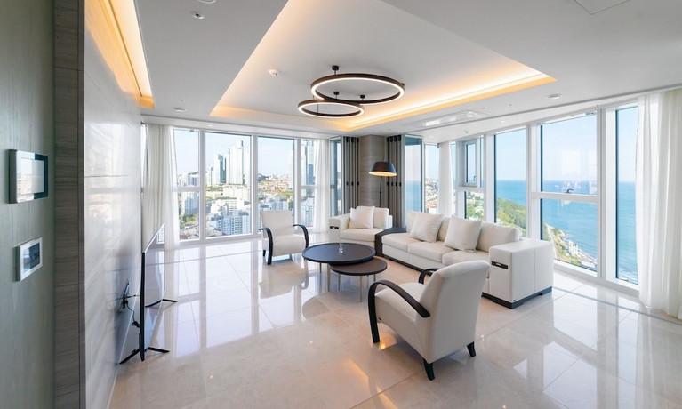 Imagen de la habitación del Hotel Grand Lct Residence. Foto 10