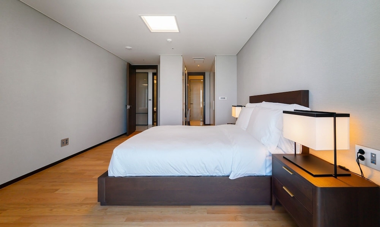 Imagen de la habitación del Hotel Grand Lct Residence. Foto 13