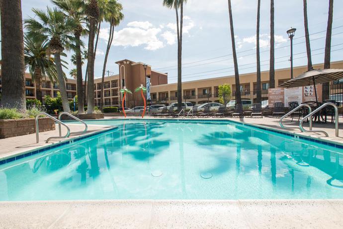 Imagen general del Hotel Grand Legacy At The Park. Foto 9