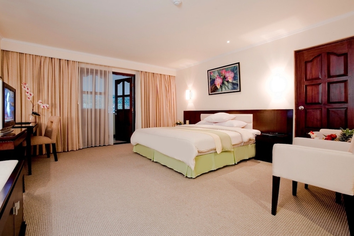 Imagen de la habitación del Hotel Grand Legi Mataram. Foto 7