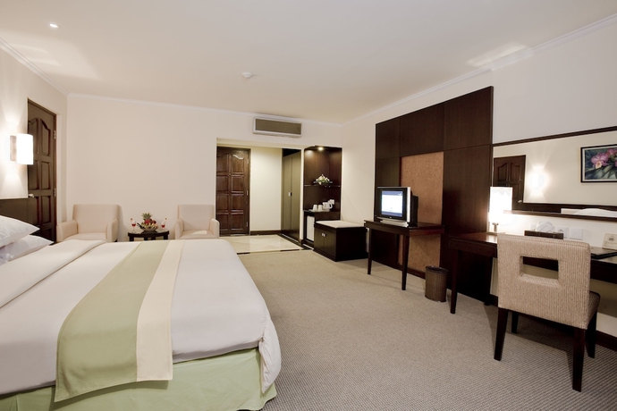 Imagen de la habitación del Hotel Grand Legi Mataram. Foto 12