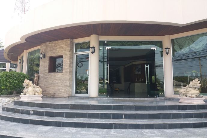 Imagen general del Hotel Grand Leo. Foto 2