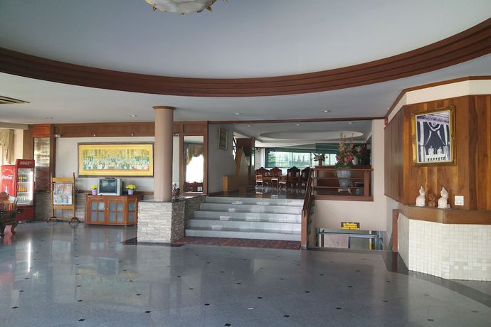 Imagen de los interiores del Hotel Grand Leo. Foto 16