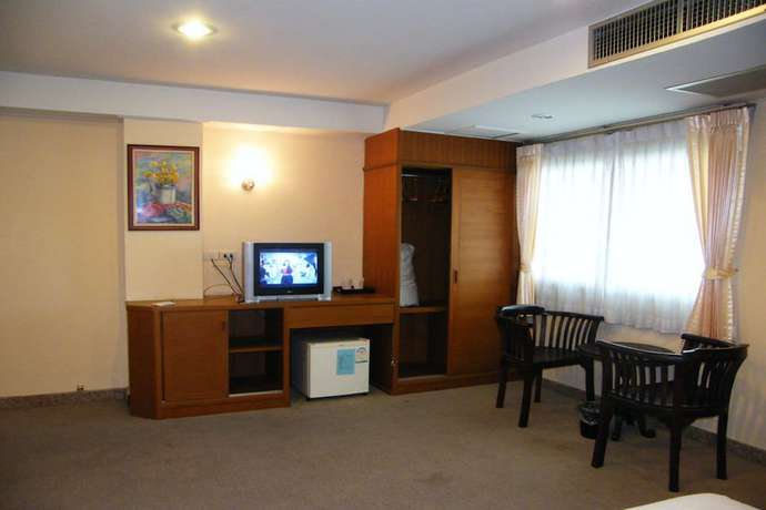 Imagen de la habitación del Hotel Grand Leo. Foto 8