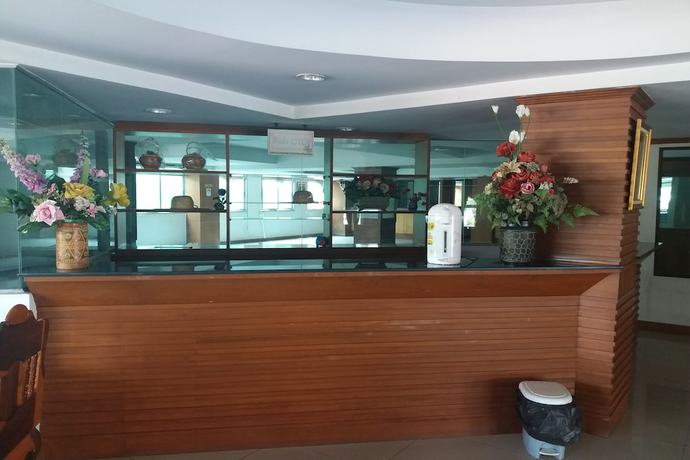 Imagen de los interiores del Hotel Grand Leo. Foto 20