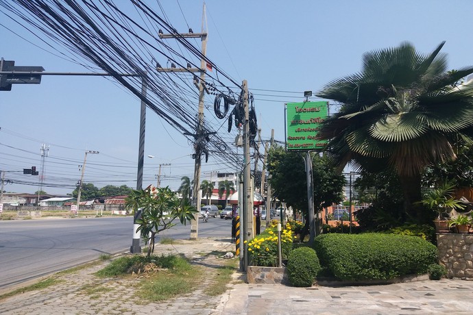 Imagen de los exteriores del Hotel Grand Leo. Foto 10