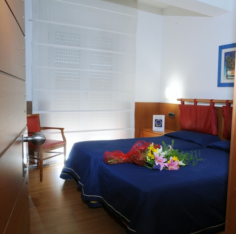 Imagen de la habitación del Hotel Grand Leon D'oro. Foto 11