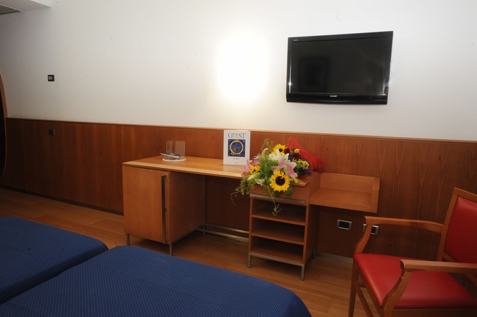 Imagen de la habitación del Hotel Grand Leon D'oro. Foto 12