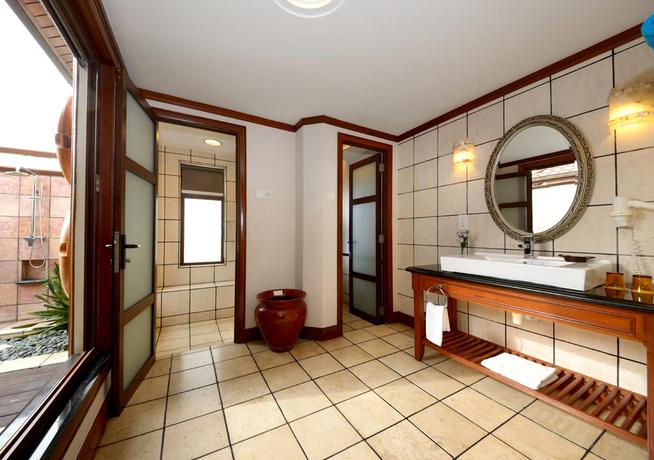 Imagen de la habitación del Hotel Grand Lexis Port Dickson. Foto 9