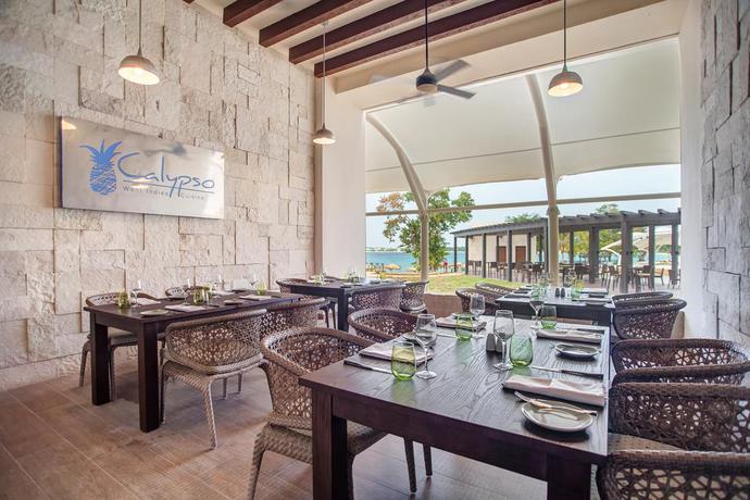 Imagen del bar/restaurante del Hotel Grand Lido Negril Au-naturel, An Autograph Collection All-inclusive Resort - Adults Only. Foto 19