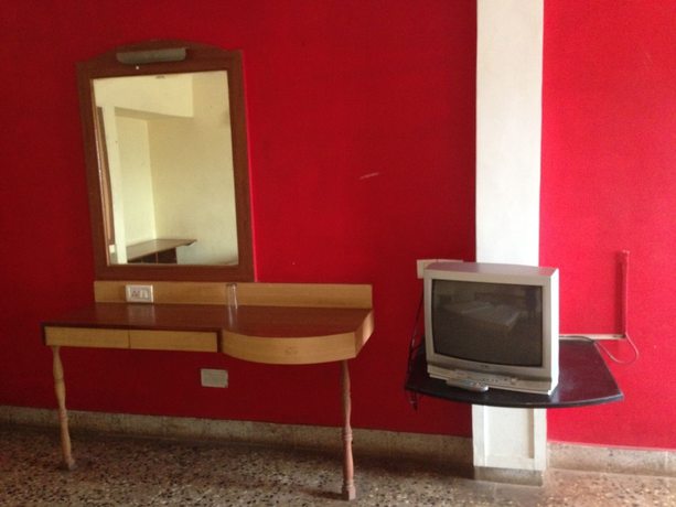 Imagen de la habitación del Hotel Grand Liz. Foto 12