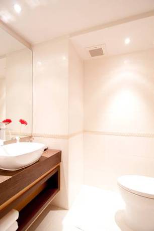 Imagen de la habitación del Hotel Grand Lord Boutique. Foto 7