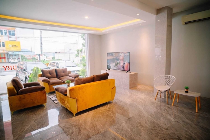 Imagen de los interiores del Hotel Grand Luxury Lampung. Foto 8