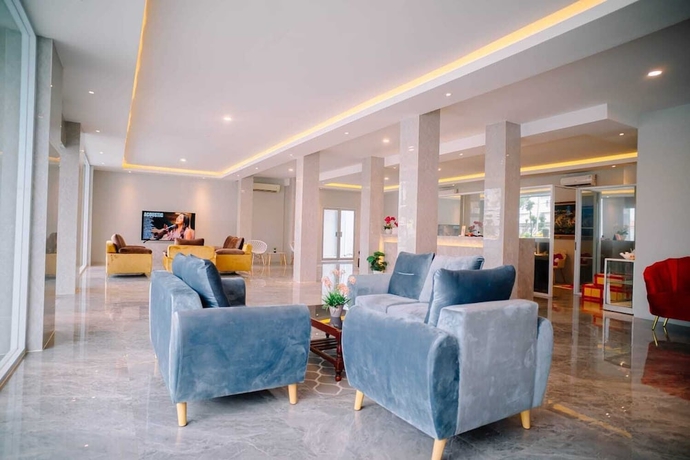 Imagen de los interiores del Hotel Grand Luxury Lampung. Foto 14
