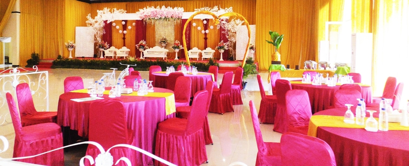Imagen de los interiores del Hotel Grand Madani By Prasanthi Syari'ah. Foto 14