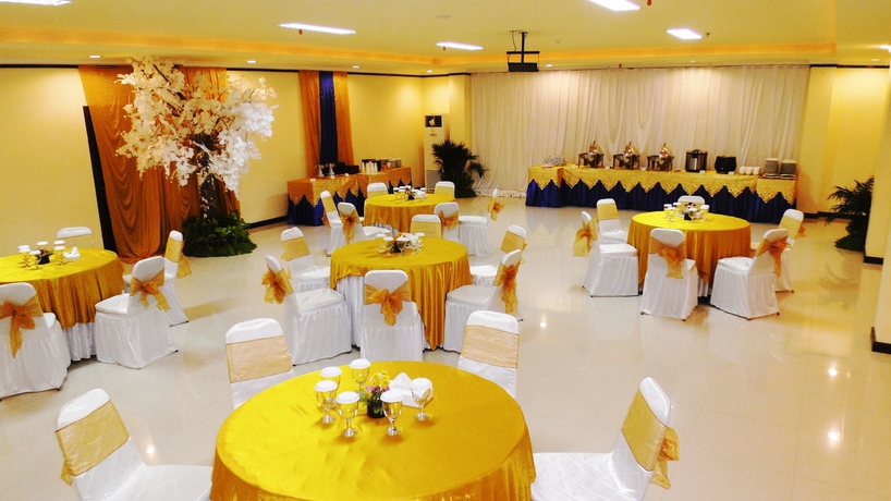 Imagen de los interiores del Hotel Grand Madani By Prasanthi Syari'ah. Foto 15