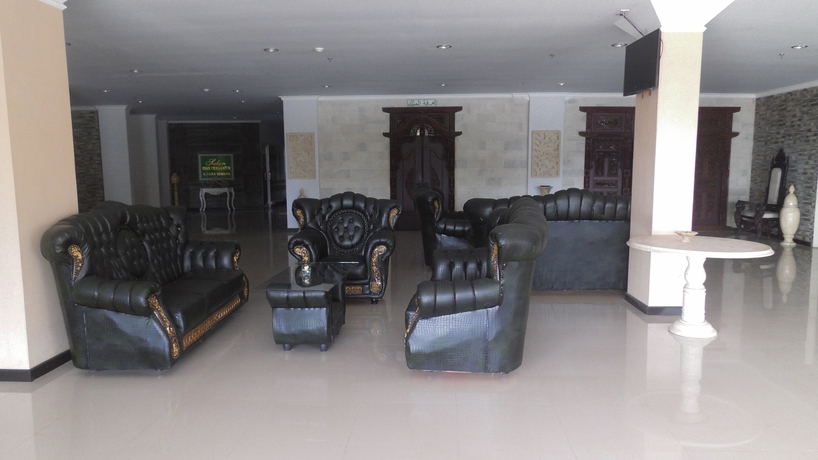 Imagen de los interiores del Hotel Grand Madani By Prasanthi Syari'ah. Foto 17