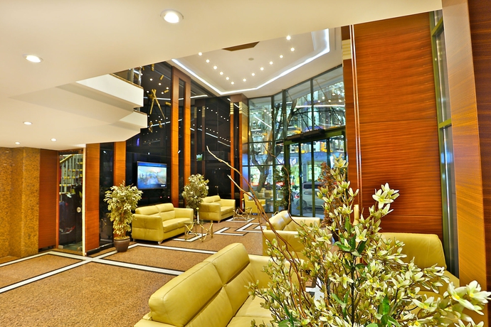 Imagen de los interiores del Hotel Grand Madrid. Foto 16