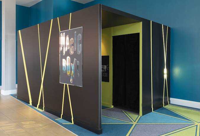 Imagen de los interiores del Hotel Grand Magic Hotel Marne La Vallée. Foto 15