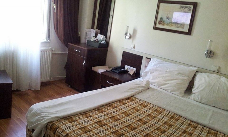 Imagen de la habitación del Hotel Grand Mark. Foto 5