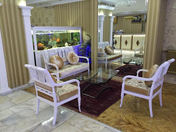 Imagen de los interiores del Hotel Grand Mark. Foto 13