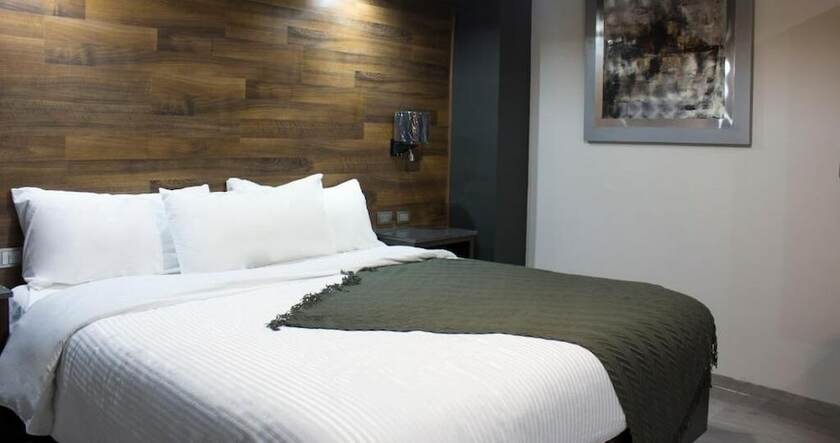 Imagen general del Hotel Grand Marques. Foto 15