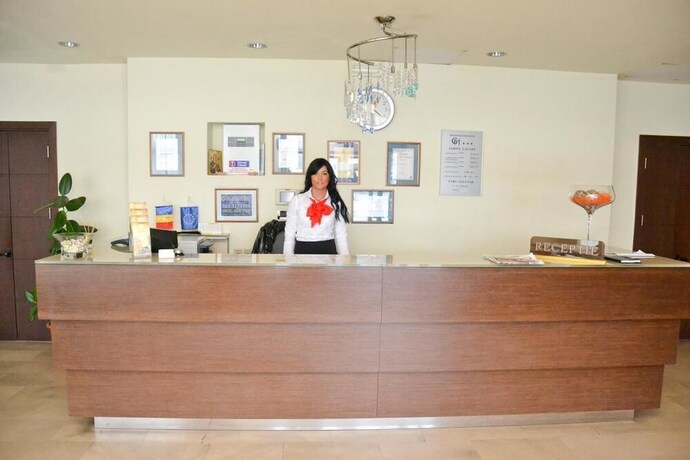 Imagen de los interiores del Hotel Grand Master. Foto 10