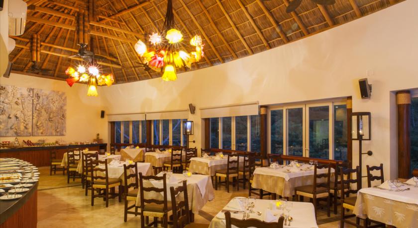 Imagen del bar/restaurante del Hotel Grand Matlali Riviera Nayarit All Inclusive. Foto 2