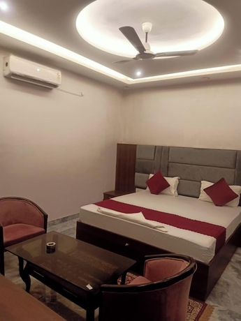 Imagen de la habitación del Hotel Grand Maurya Siwan Near Station Rd. Foto 6
