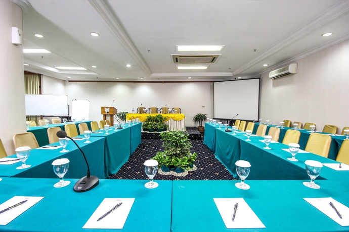 Imagen de los interiores del Hotel Grand Menteng. Foto 14