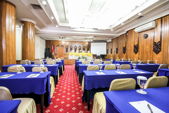 Imagen de los interiores del Hotel Grand Menteng. Foto 15
