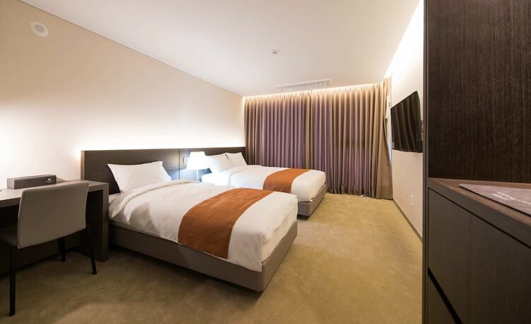 Imagen de la habitación del Hotel Grand Mer Jeju. Foto 20